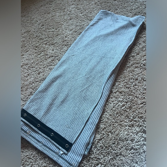 Ivivva scarf - Picture 2 of 3